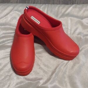 Hunter Women's Red Slip-On Shoes